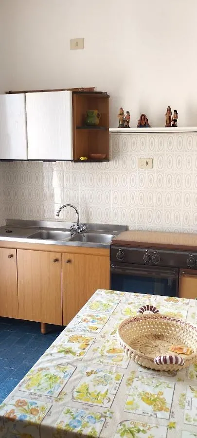Appartamento Centralissimo Con Vista Mare A Santa Teresa Gallura 0*,
